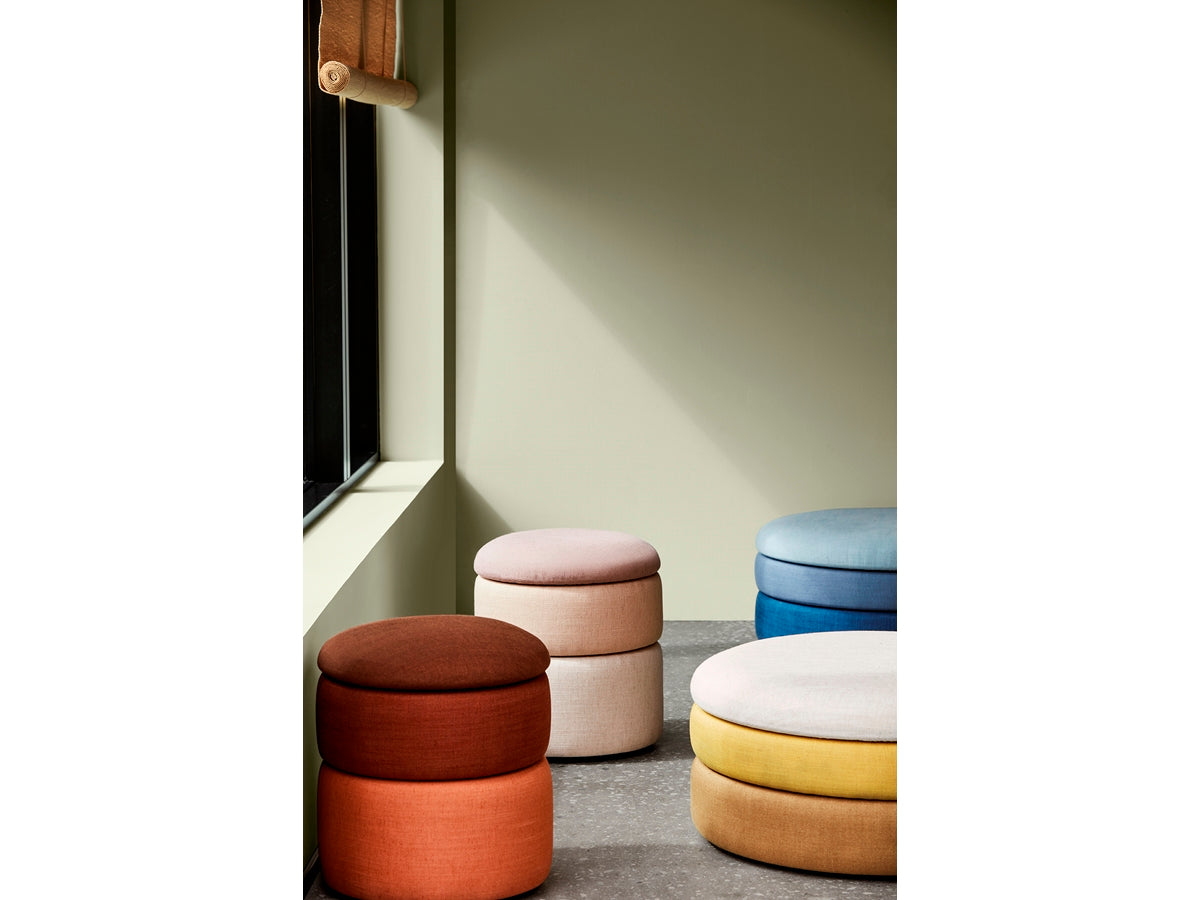 Hocker | Pond