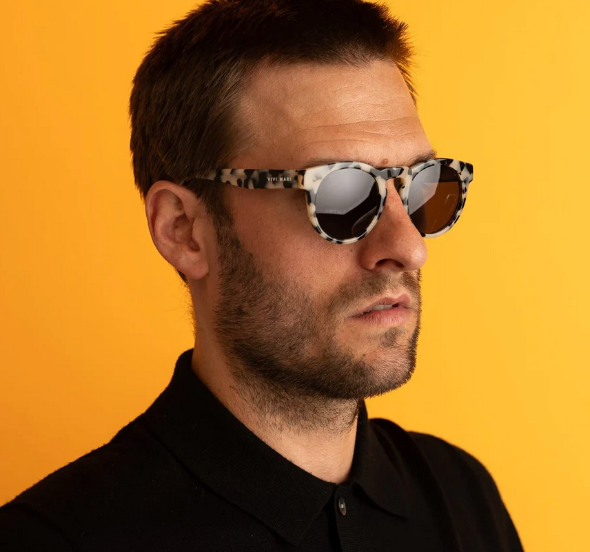 Sonnenbrille Kiss the Sun | leo black/sand