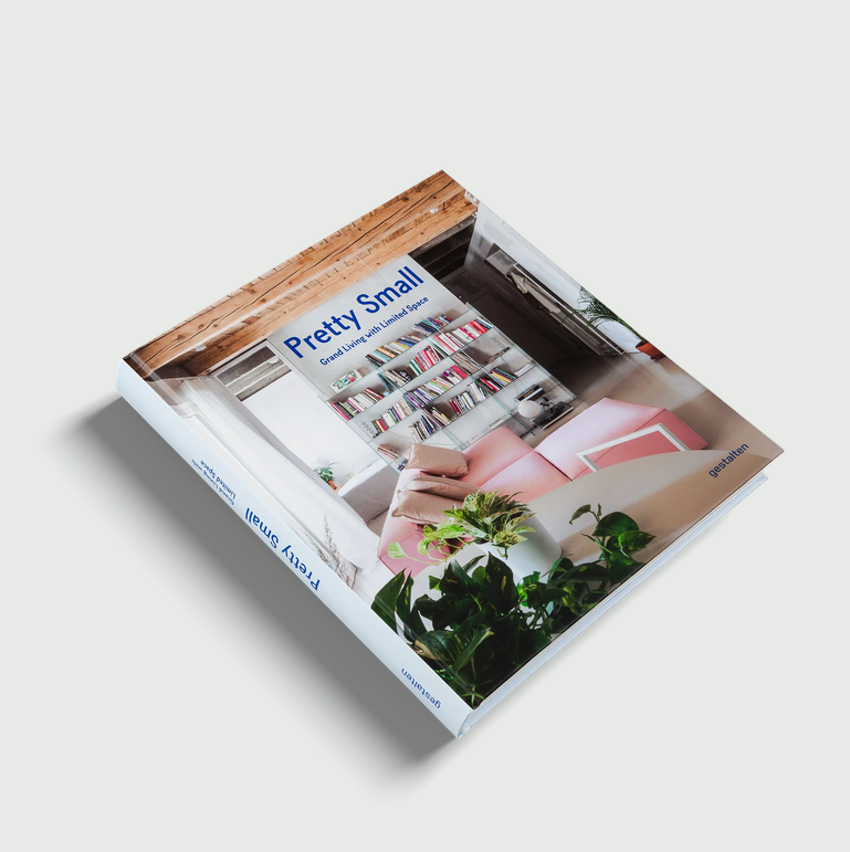 Buch | Pretty Small