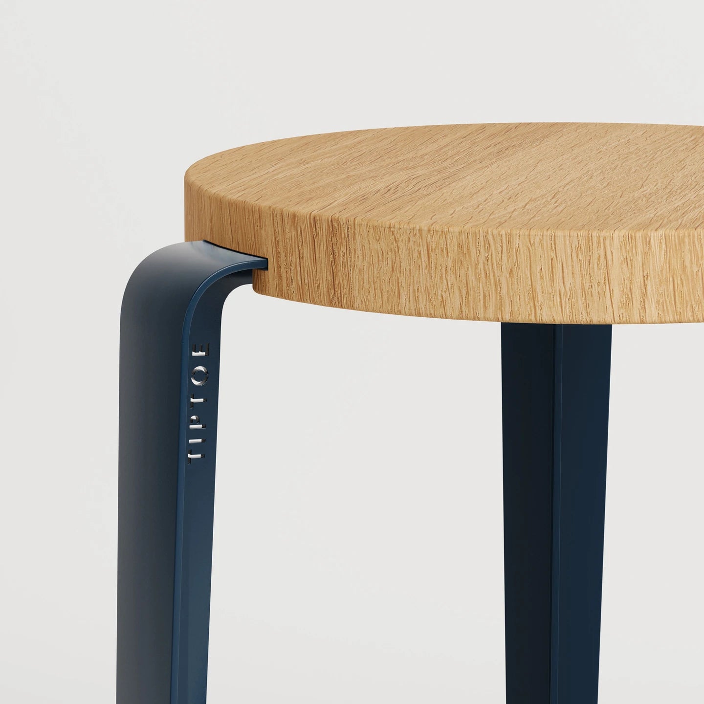 Hocker | LOU