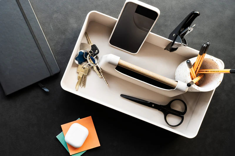 Toolbox Basel | off-white