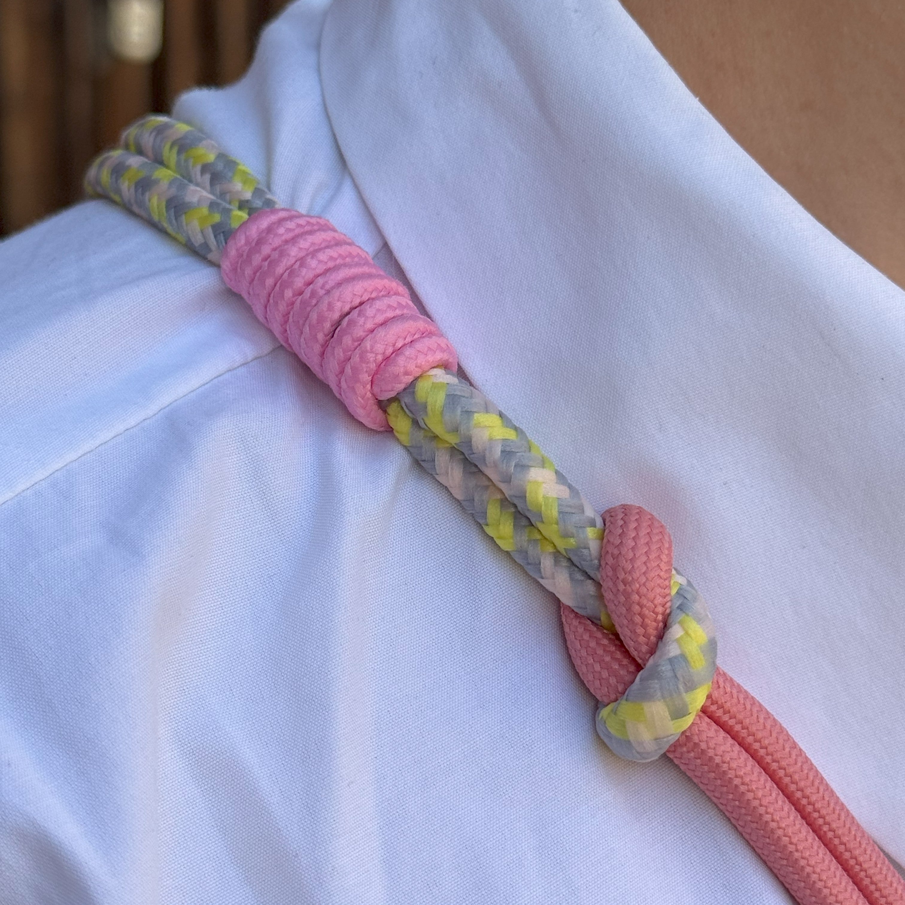 Handykette Torino 02 in rosy peach von Parsley and Pepper bei Frau Rabe in Die Halle
