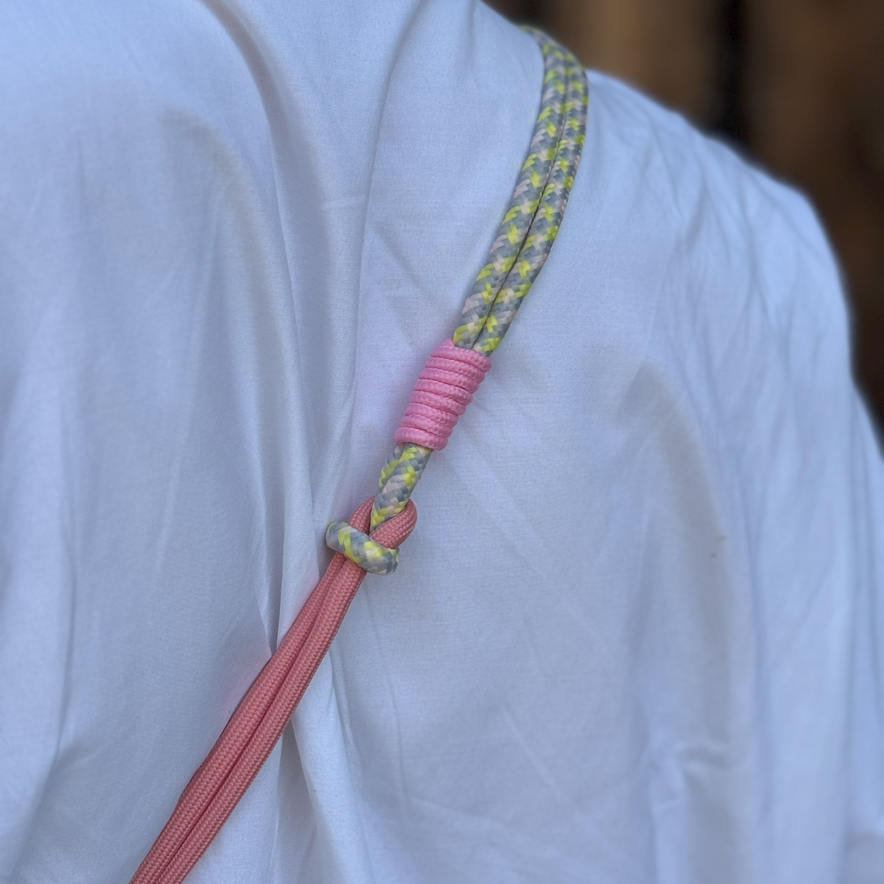 Handykette Torino 02 in rosy peach von Parsley and Pepper bei Frau Rabe in Die Halle
