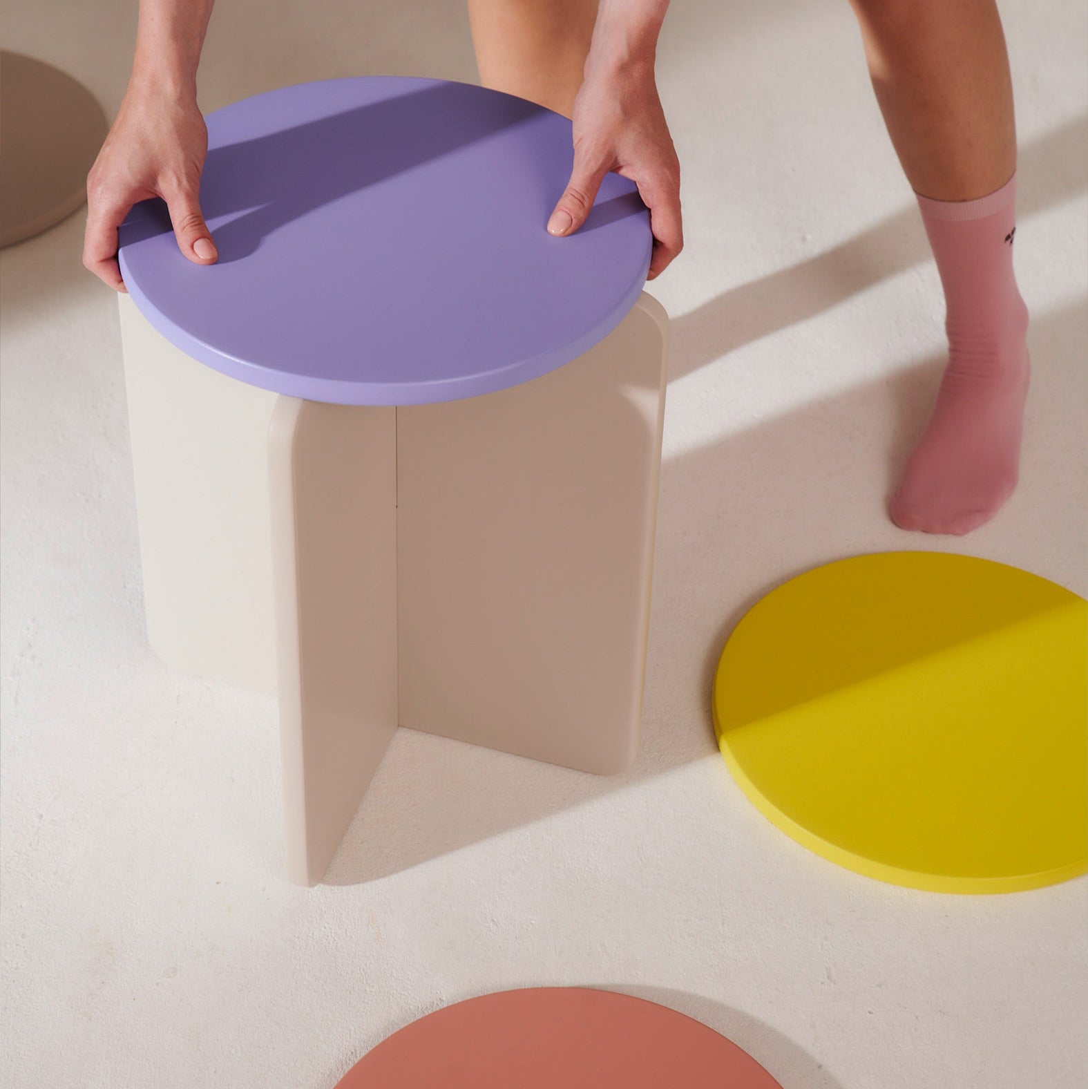 Hocker | XO
