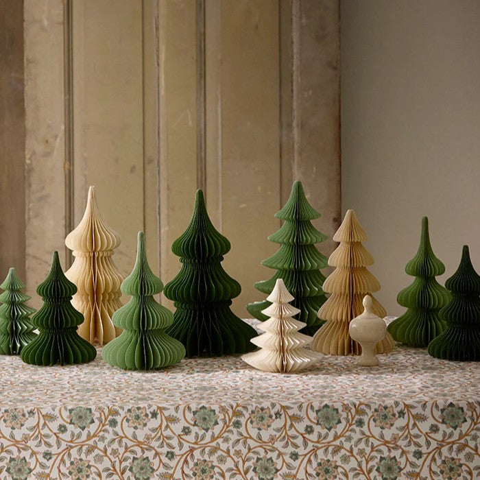 Wabentanne Pine in 16cm Höhe in der Farbe Cream von Bungalow bei Frau Rabe im Concept Store Die Halle in Tübingen
