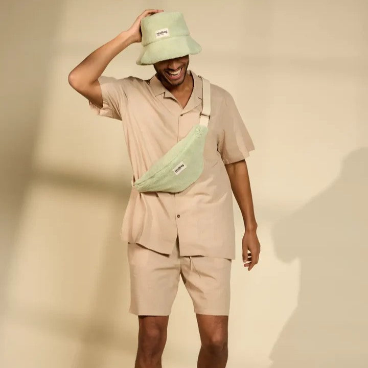 Bauchtasche Frottee Olivia in Grün von Hindbag bei Frau Rabe im Concept Store Die Halle