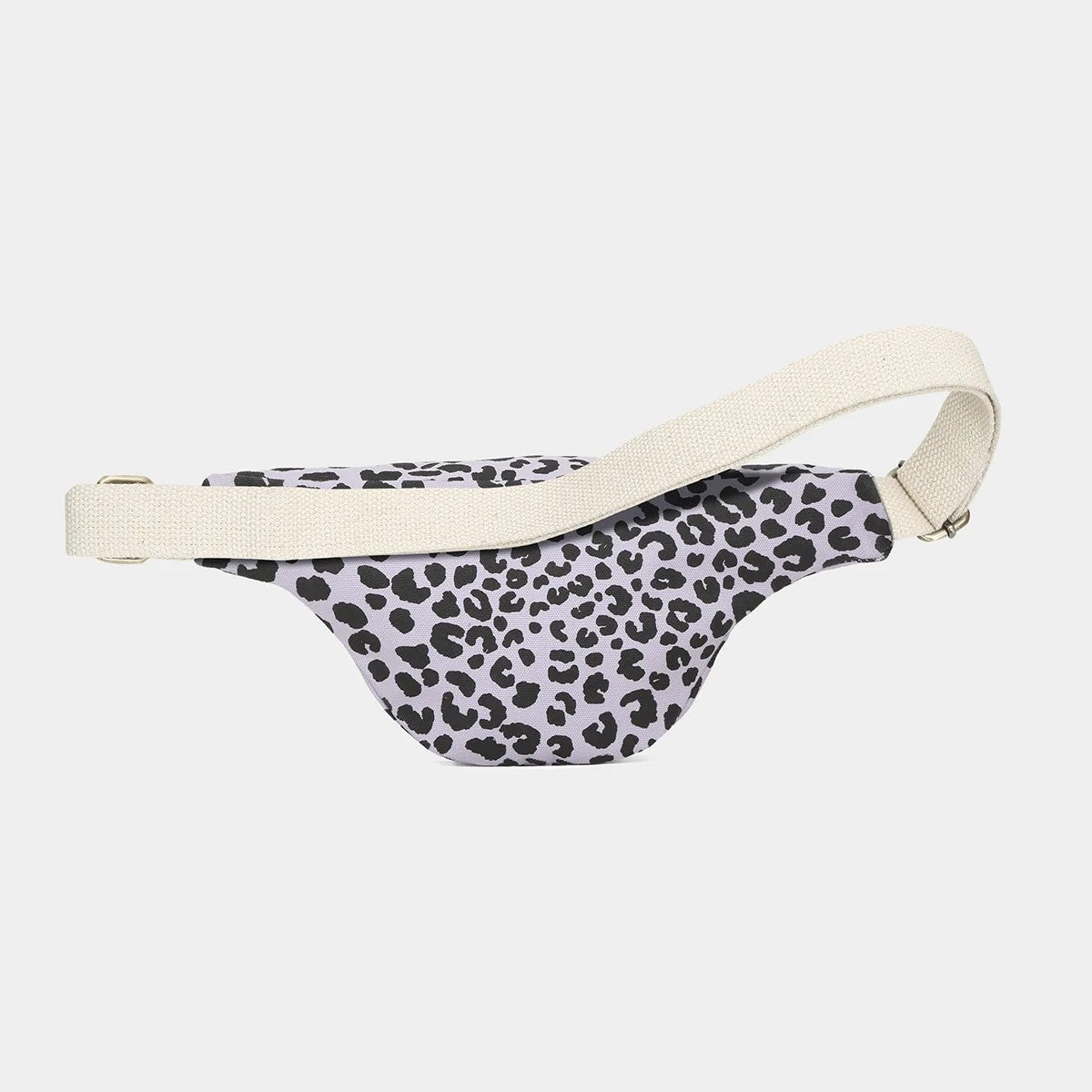 Hindbag Bauchtasche Olivia in Leopard Flieder bei Frau Rabe in Die Halle