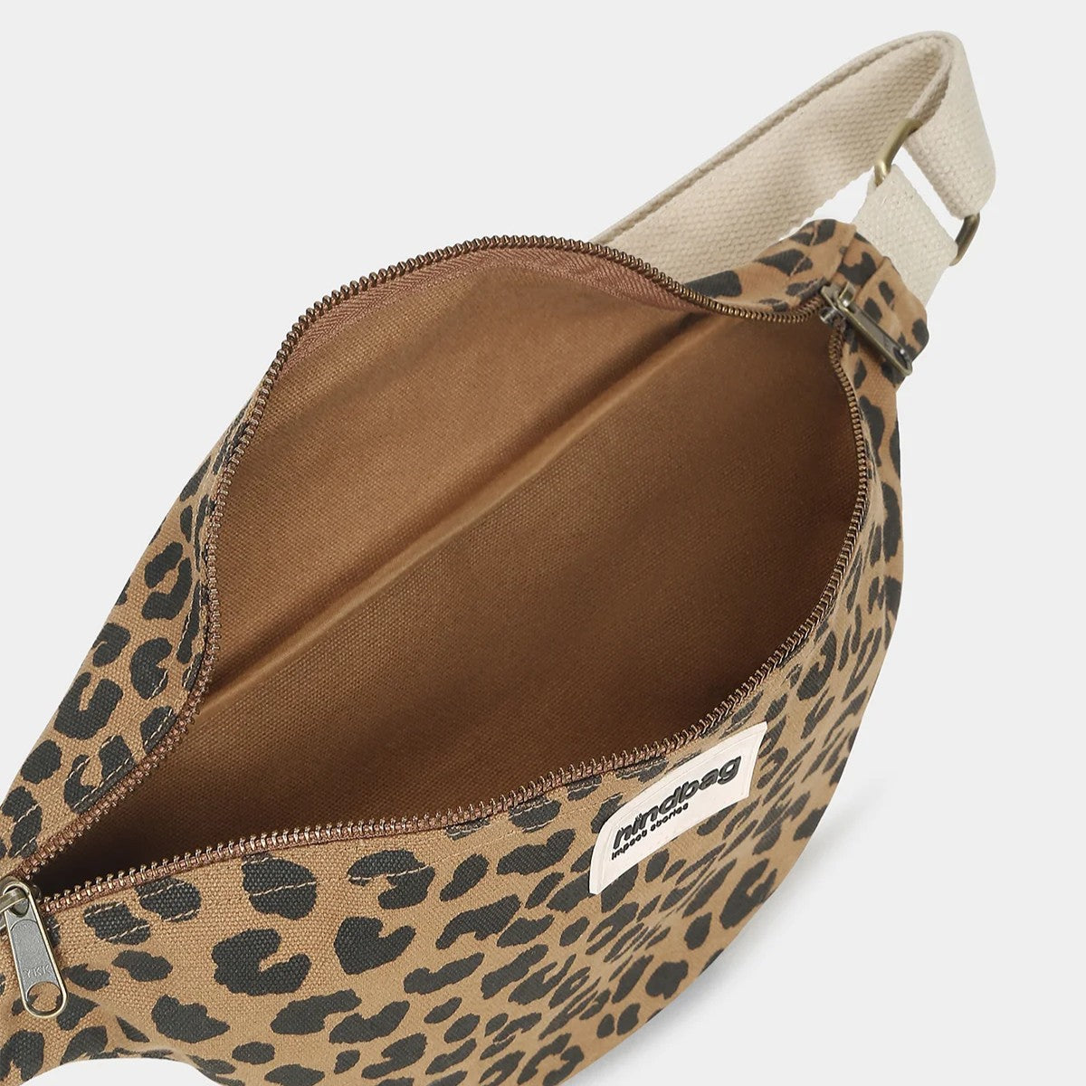 Hindbag Bauchtasche Olivia in Leopard Zimt bei Frau Rabe in Die Halle