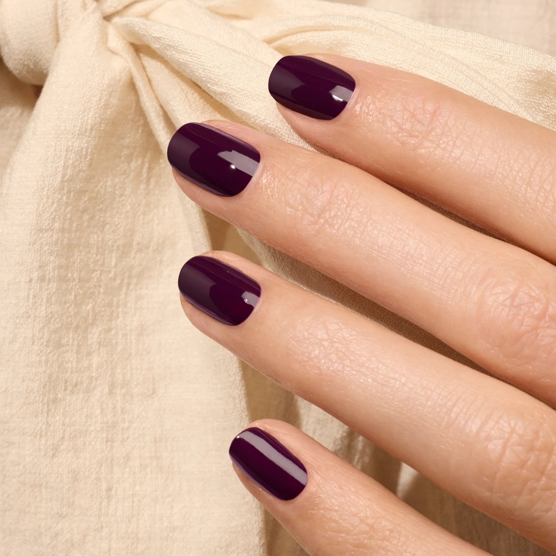 Nagellack Green | Aubergine
