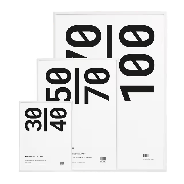 Bilderrahmen in weiß von Paper Collective bei Frau Rabe im Concept Store Die Halle