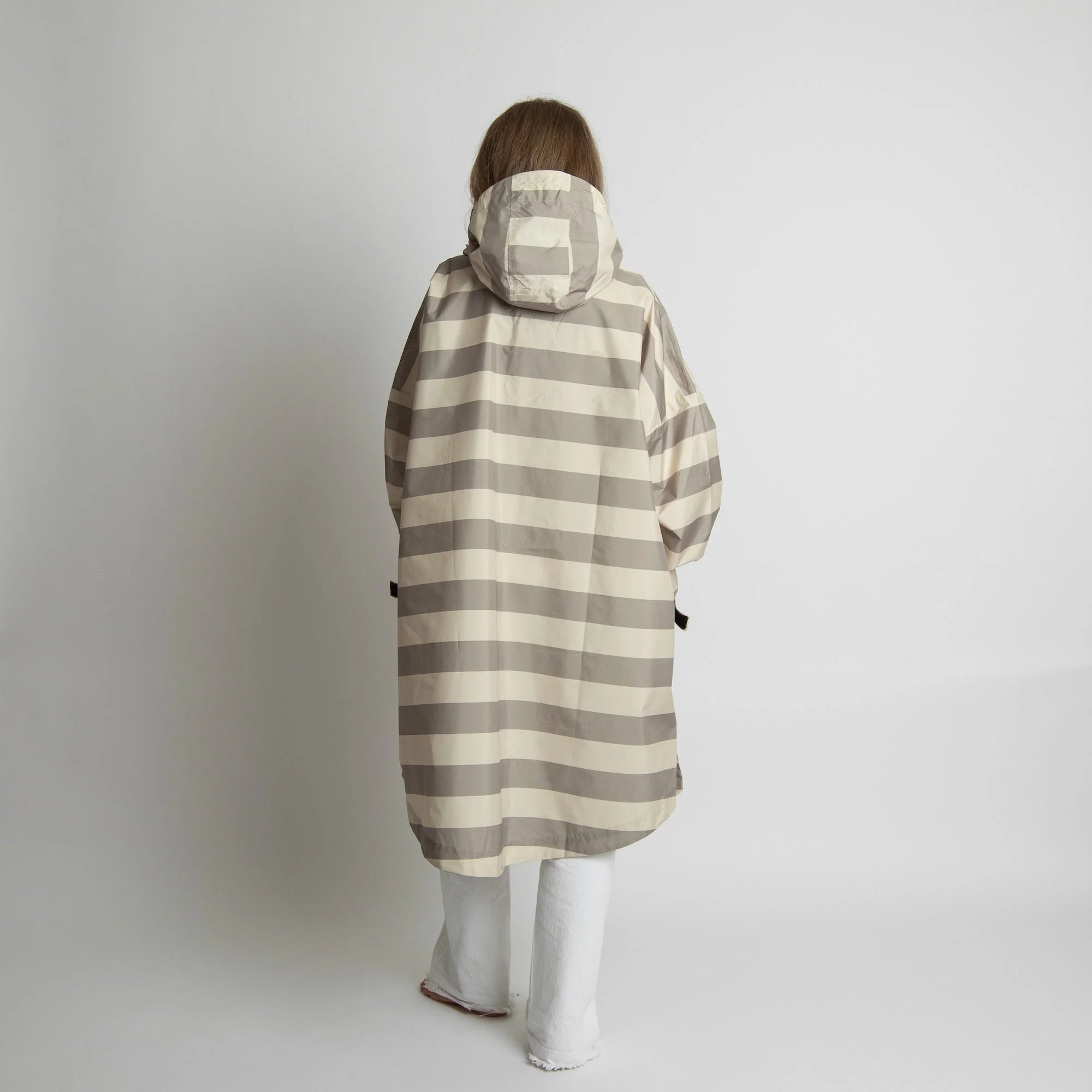 Regenponcho Bold Stripes | mushroom/sand