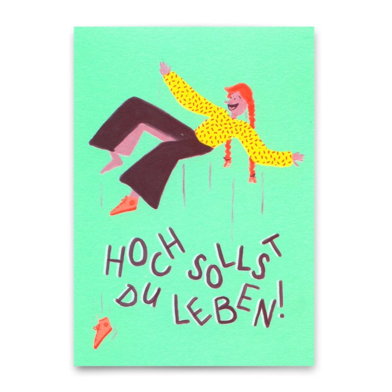Postkarte mit Illustration einer schwebenden, lachenden Frau in gelbem Outfit und Schriftzug "Hoch sollst du leben!" auf mintgrünem Hintergrund