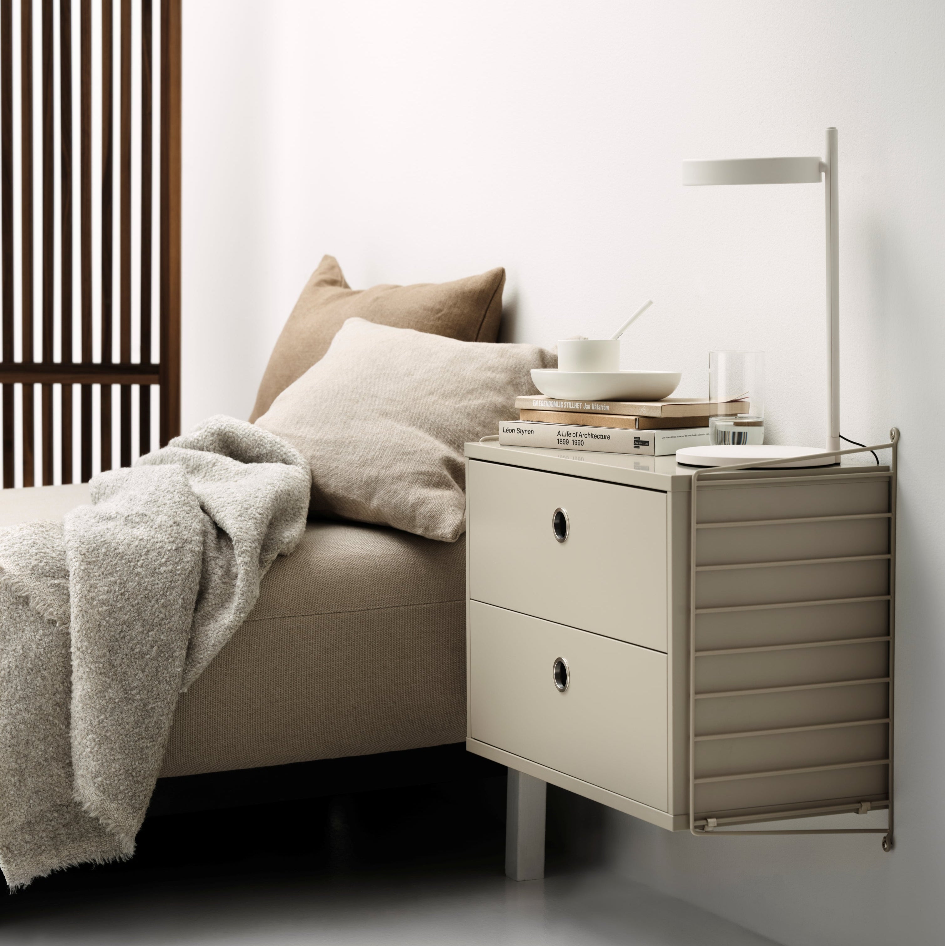 String Furniture | Nachttisch Schlafzimmer A