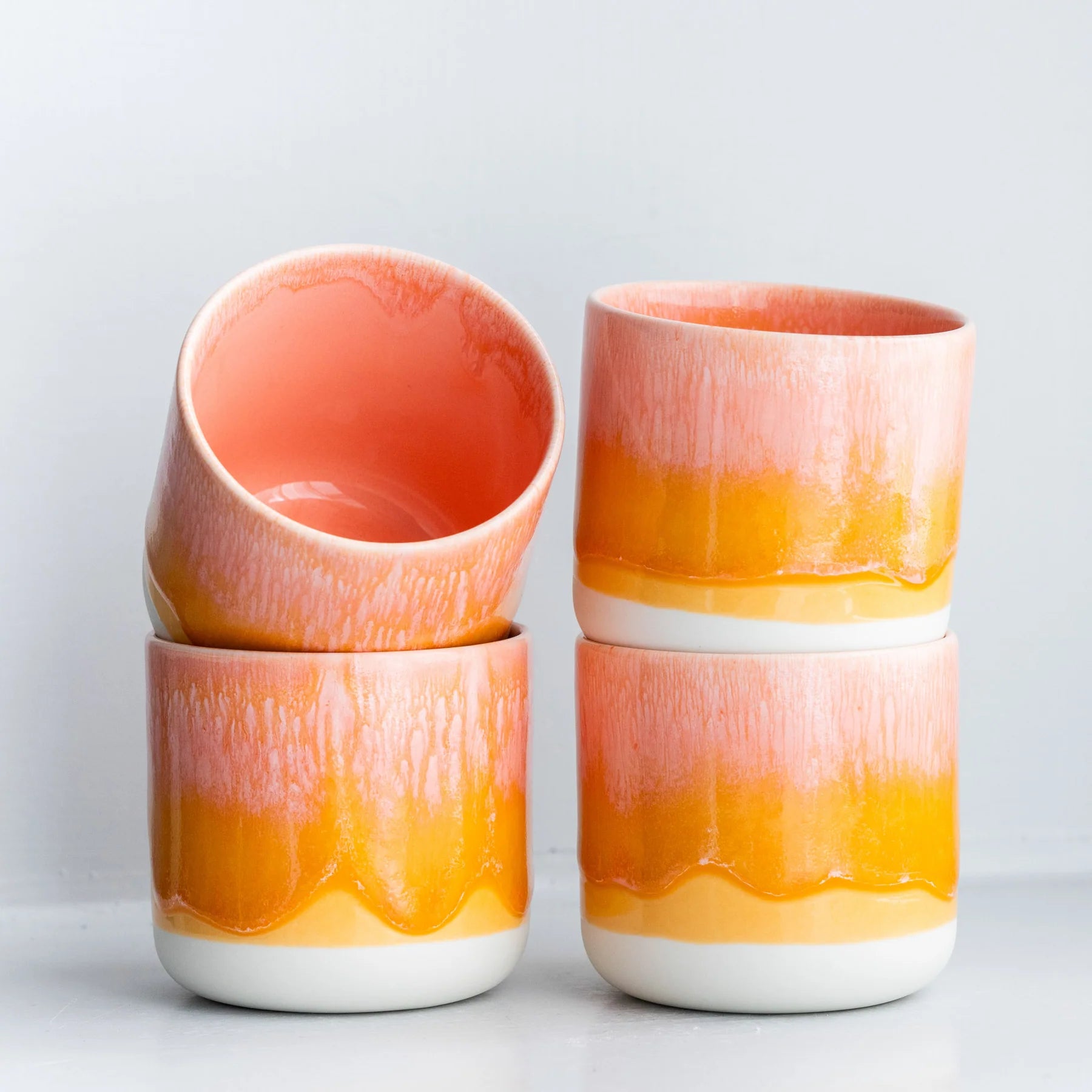 Quench Cup von Studio Arhoj in der Farbe Mandarin bei Frau Rabe im Concept Store Die Halle