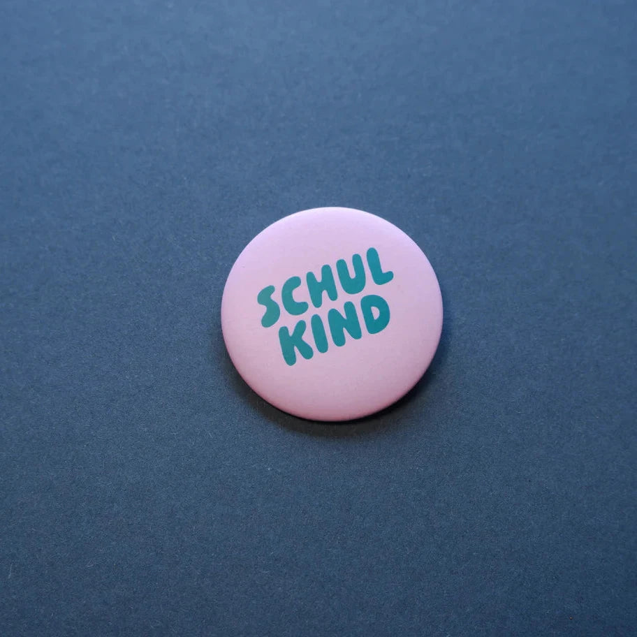 Button | Schulkind Flieder