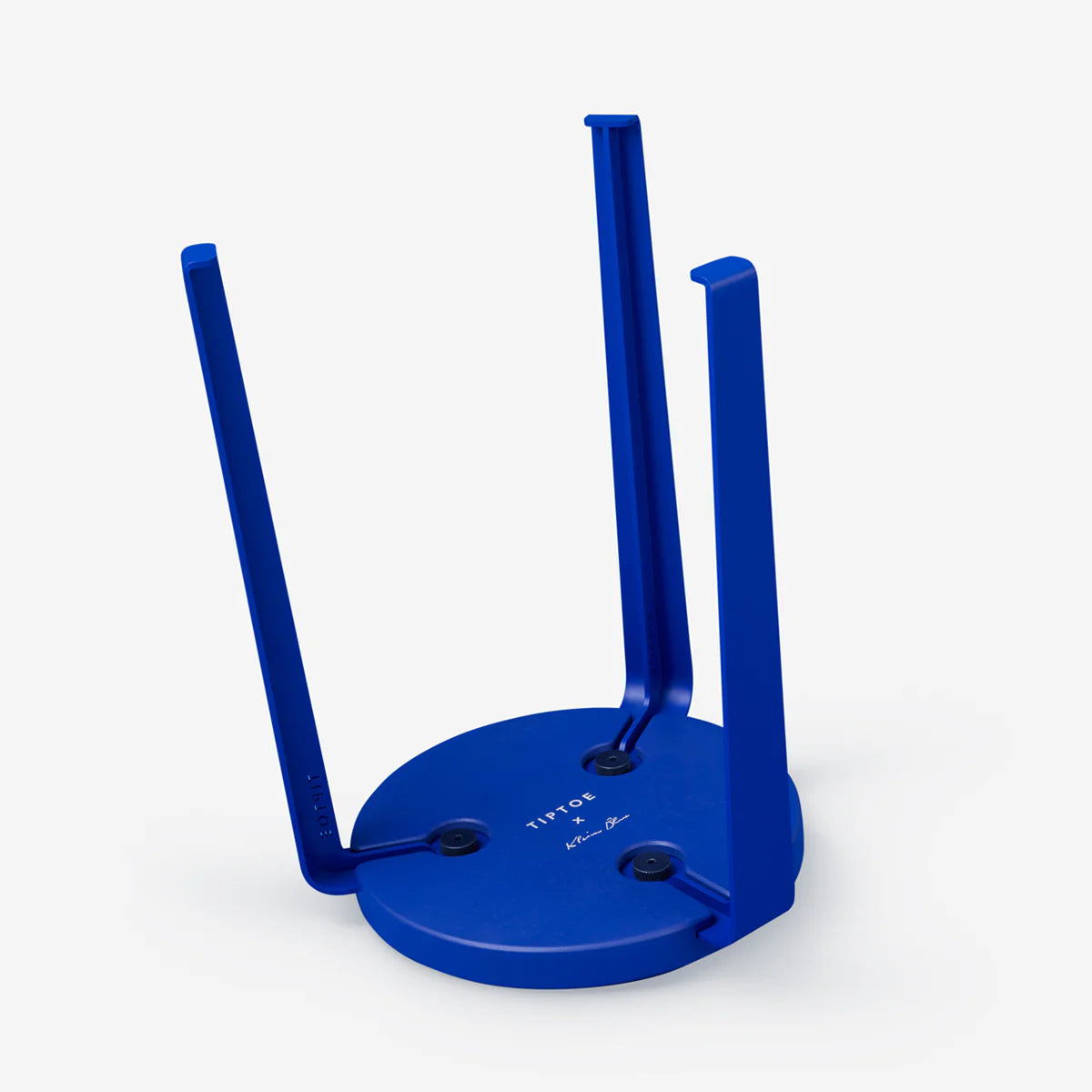 Hocker LOU | x KLEIN BLUE®