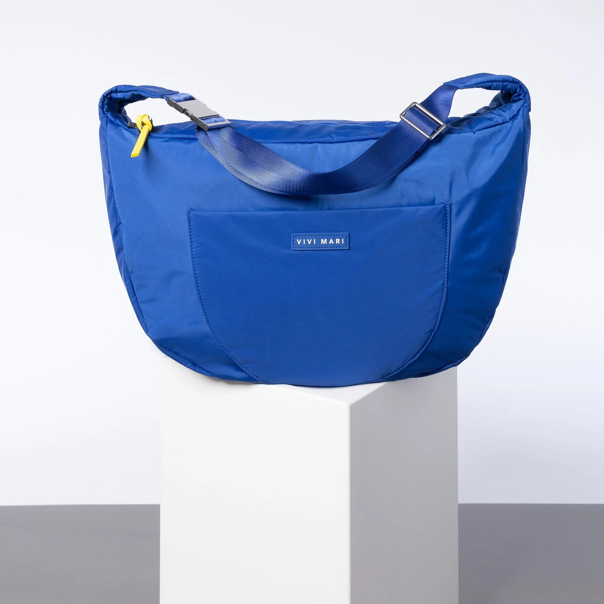 Padded Hip Bag Oversized | Blue