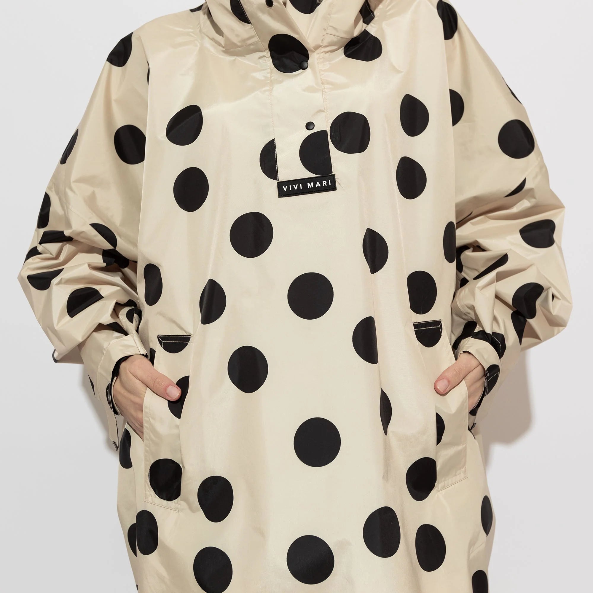 Regenponcho Dots | black/sand