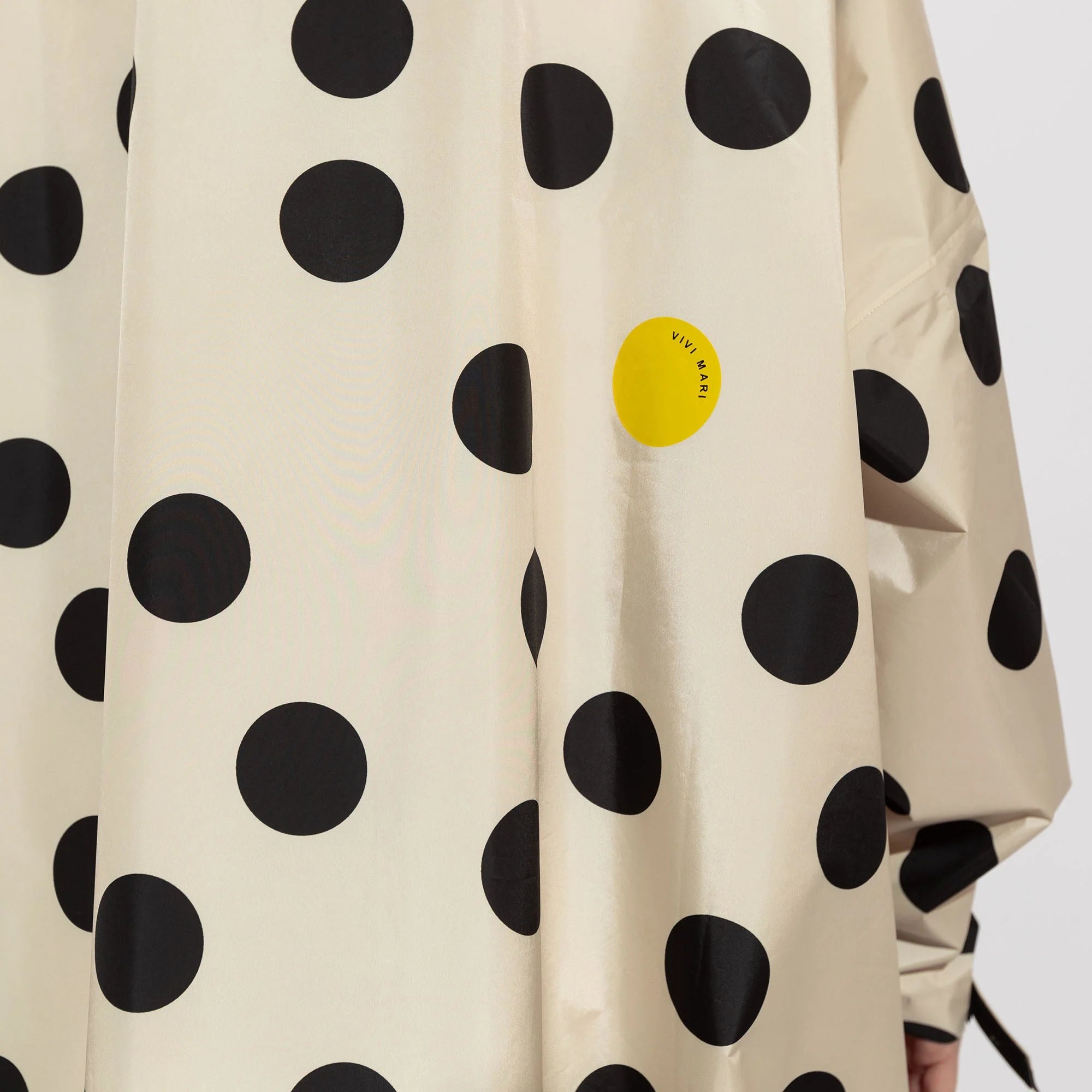 Regenponcho Dots | black/sand