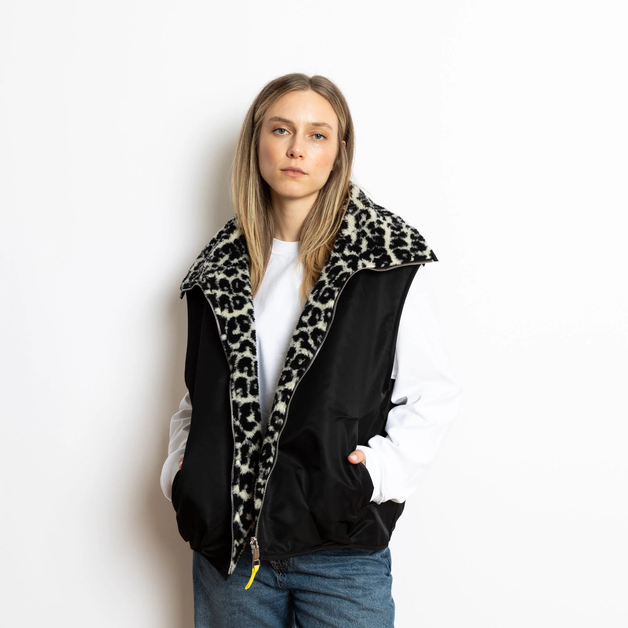 Reversible Bomber Weste | Black/Leo Black-Sand