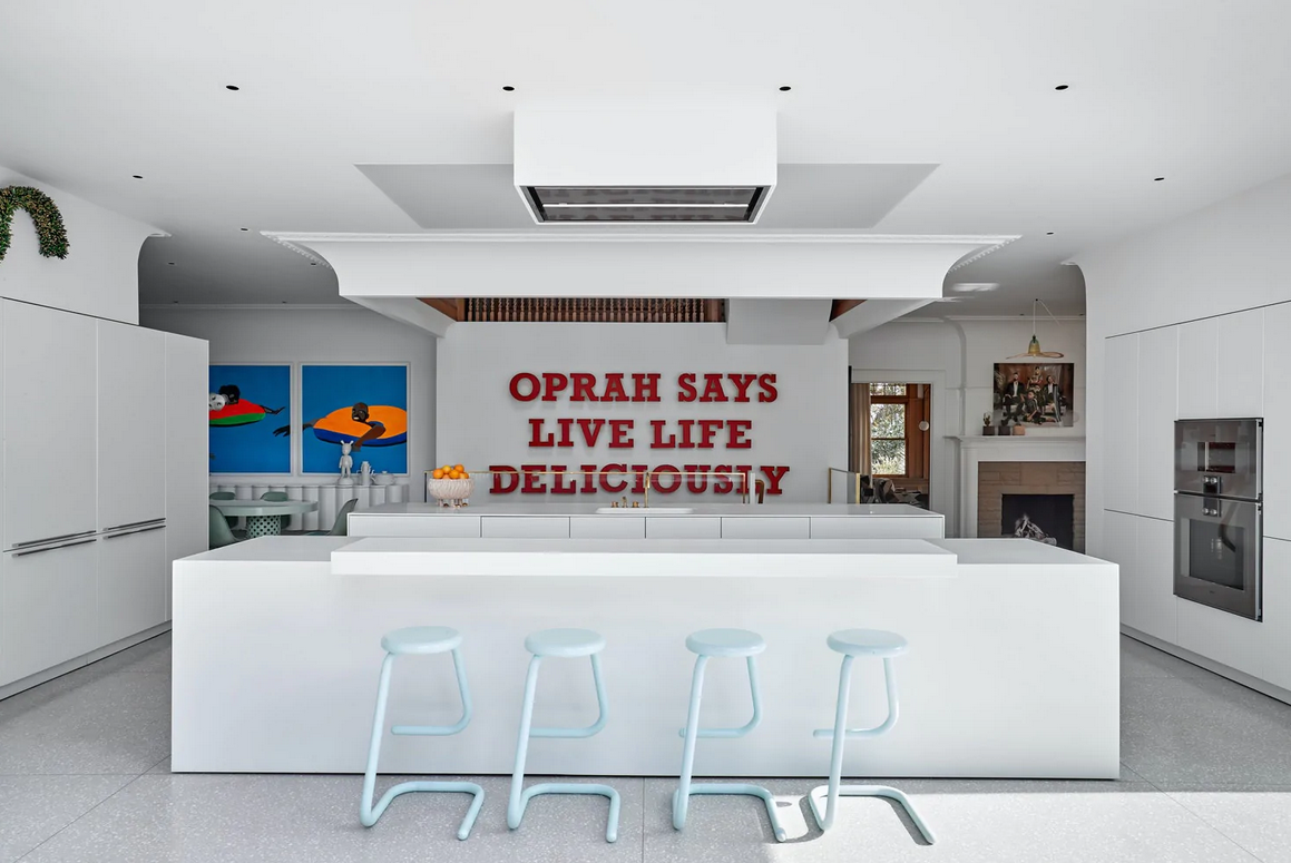 Buch Interior | House of Joy