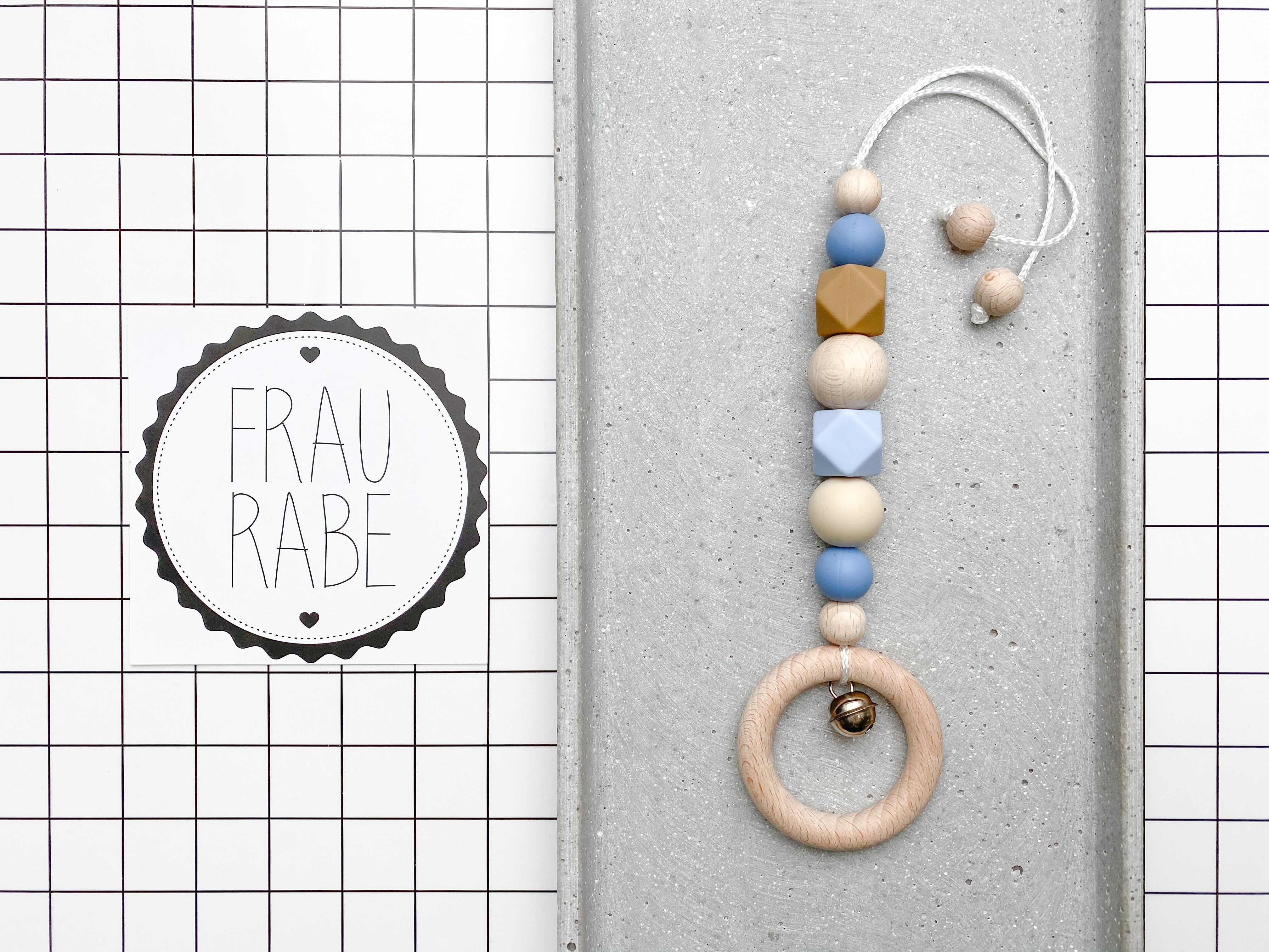 Babyschalen Anhänger - blau/taupe