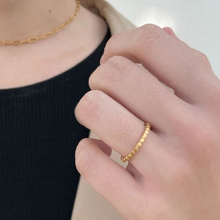 Lade das Bild in den Galerie-Viewer, Ring Flat Misha Ring | Gold Plated Sterling Silver
