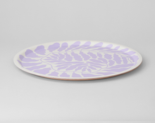 Lade das Bild in den Galerie-Viewer, Tablett | Leaves Lilac Round
