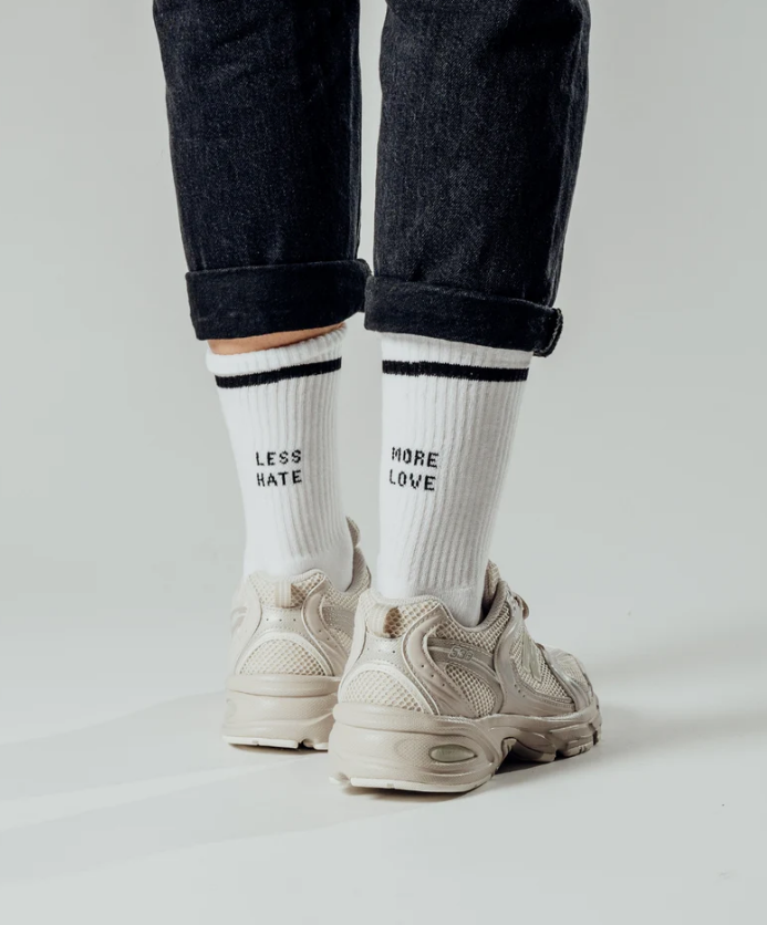 Socken | MORE LOVE - LESS HATE