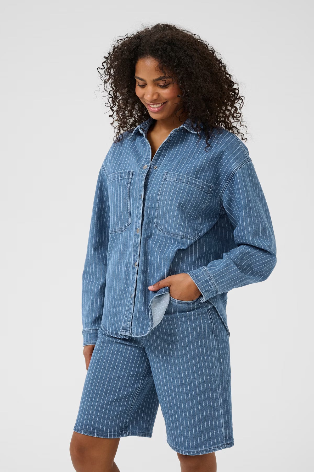 KAreece Denimhemd | Medium Blue Pinstripes