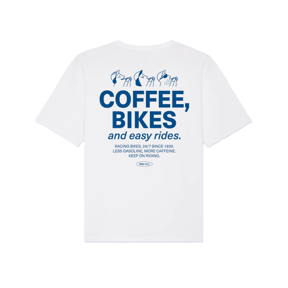 Unisex Oversized T‑Shirt mit Schriftzug „Coffee, Bikes and easy rides“ und Icons (Kaffee, Köpfe) aus Bio‑Baumwolle, Studio Ciao