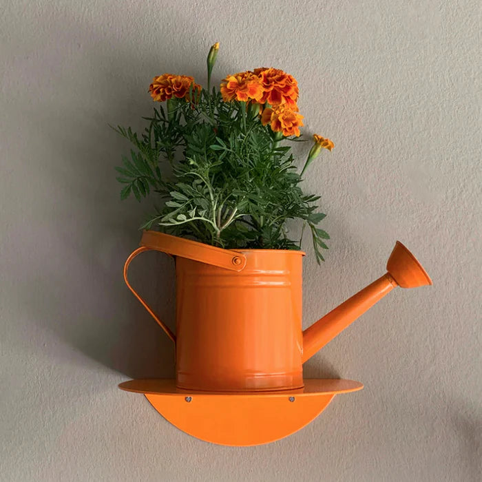 Kolor Wandregal Dot in Neon Orange bei Frau Rabe im Concept Store Die Halle