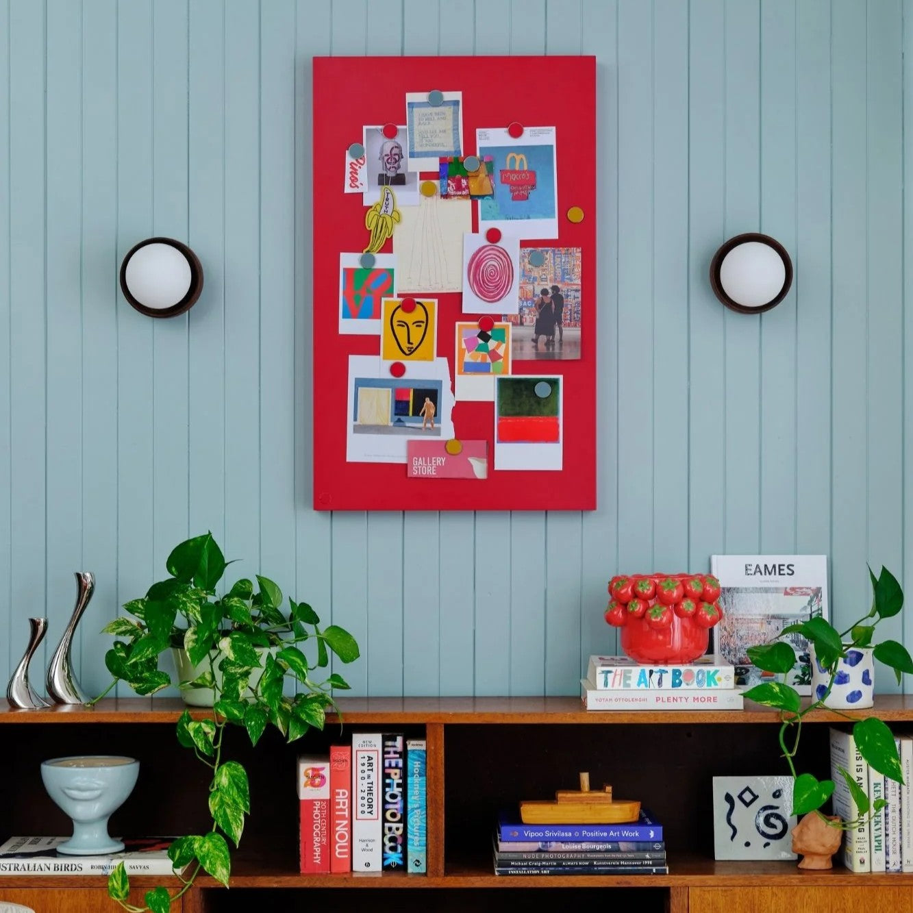Magnetwand The Storyboard in poppy red von Mustard Made bei Frau Rabe im Concept Store Die Halle
