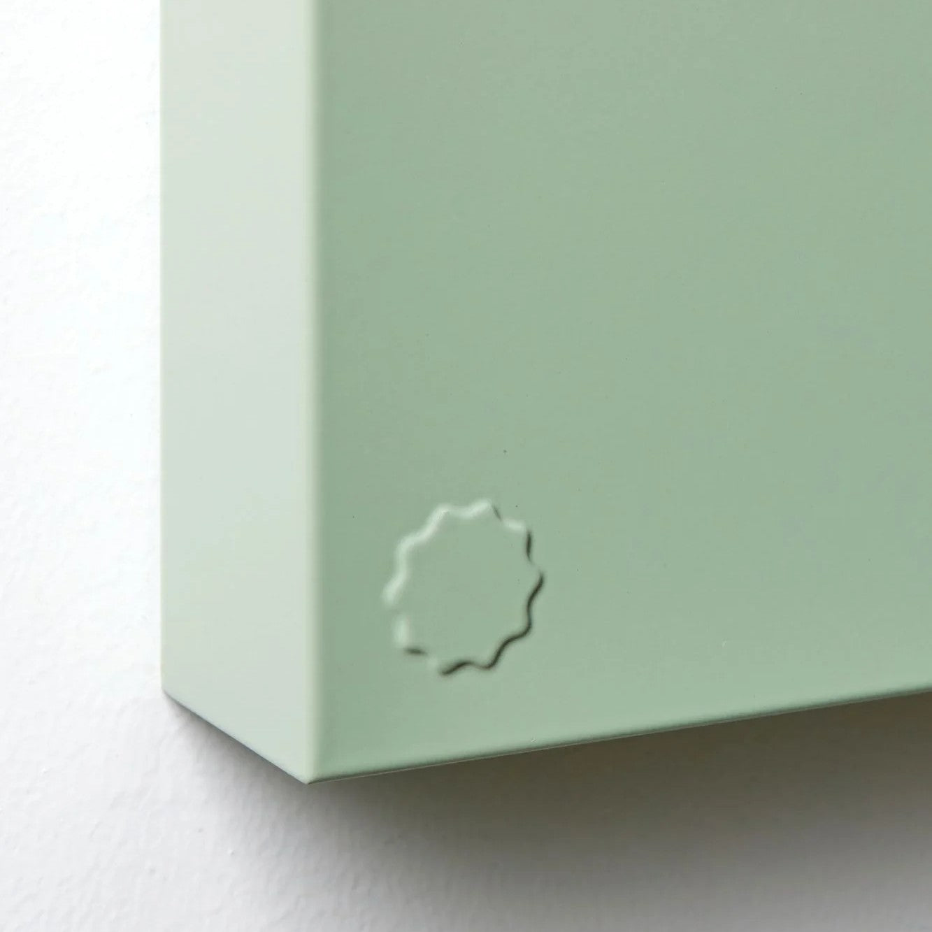 Magnetwand The Storyboard in sage von Mustard Made bei Frau Rabe im Concept Store Die Halle