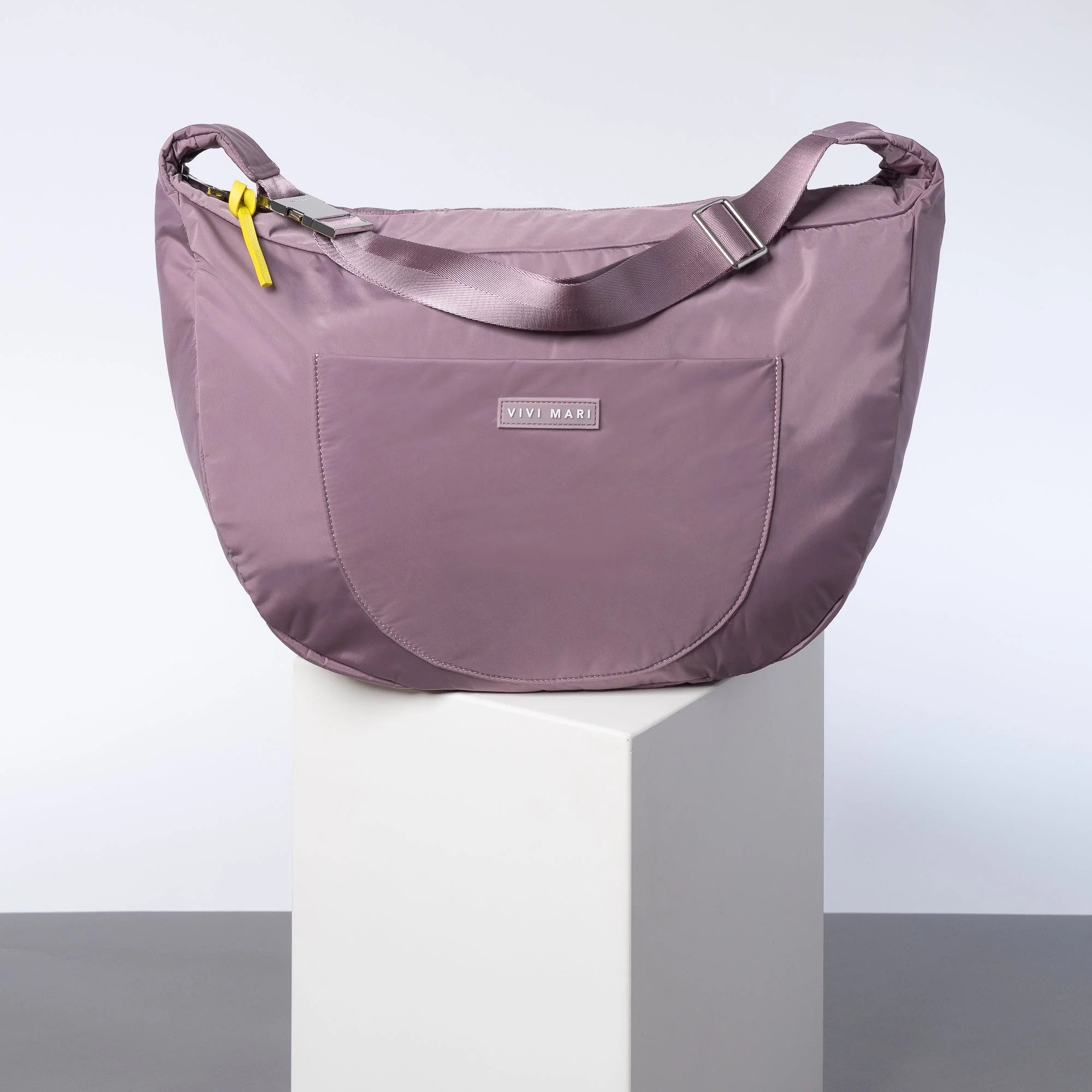 Padded Hip Bag Oversized | Ash Plum