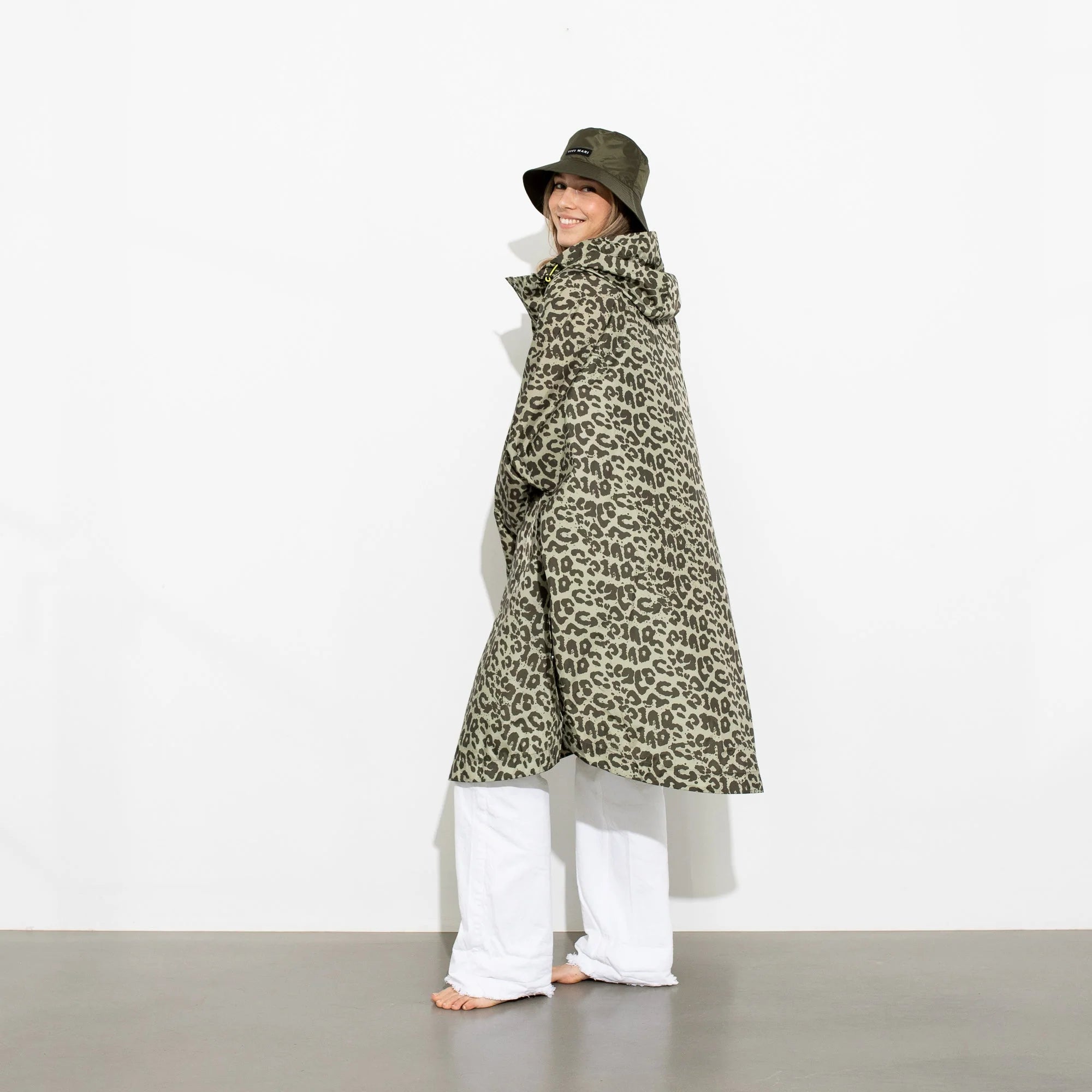 Regenponcho Leo Splashes | olive/pale olive