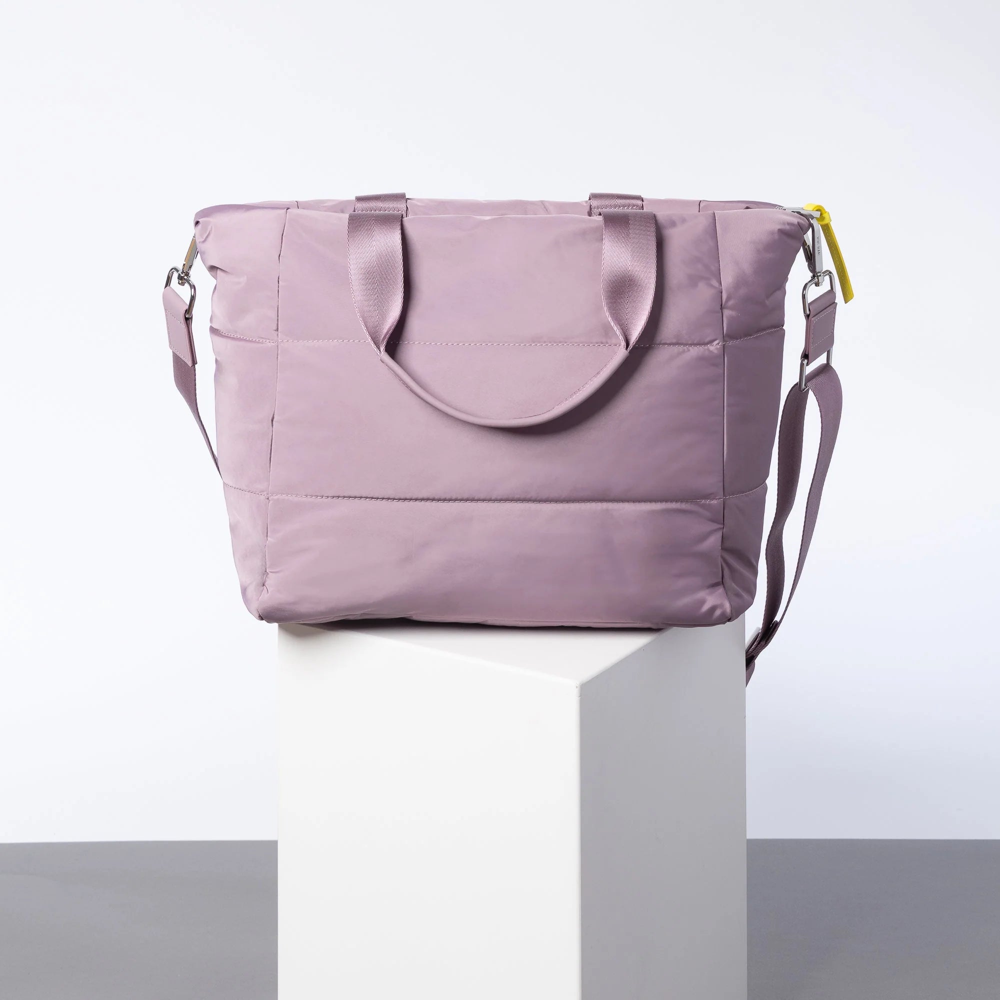 Padded Tote Bag Medium | Ash Plum