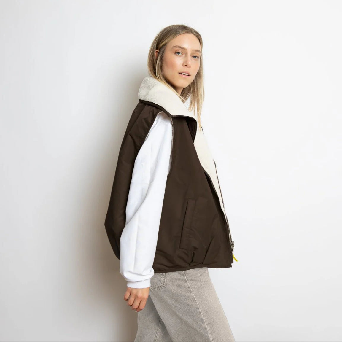 Reversible Bomber Weste | Chocolate/Sand