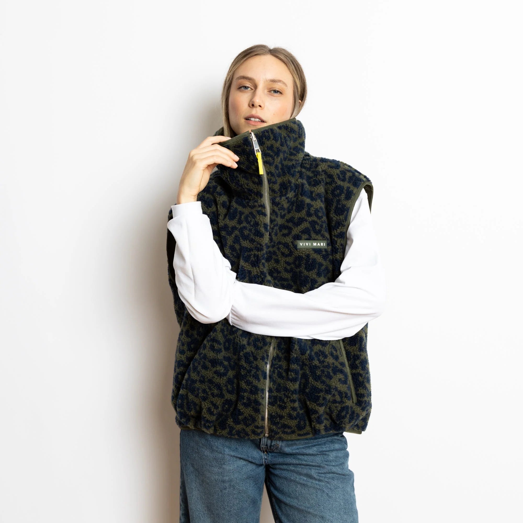 Reversible Bomber Weste | Olive/Leo Navy-Olive