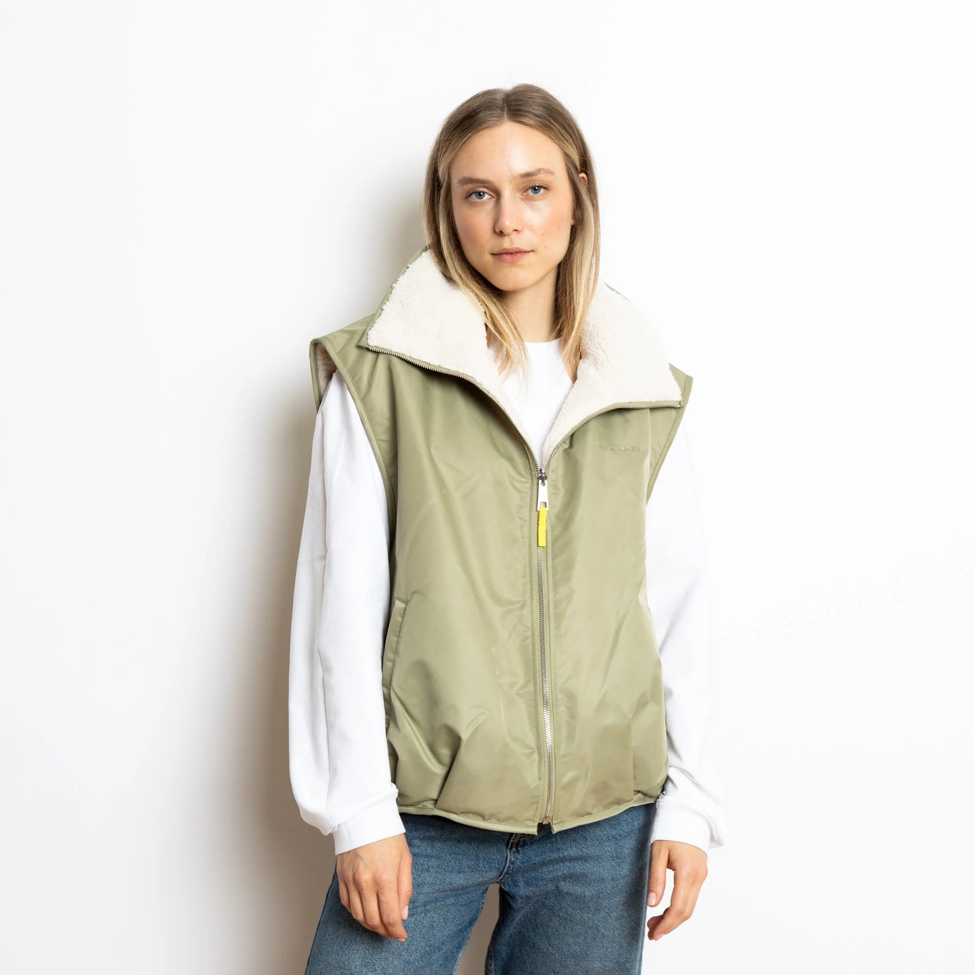 Reversible Bomber Weste | Pale Olive/Sand