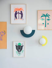 Lade das Bild in den Galerie-Viewer, C Lamp | rosa - 28 cm
